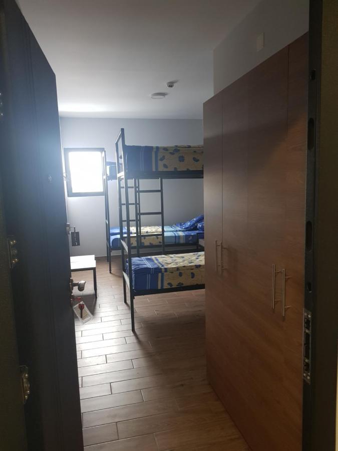 Amd Union Caffe & Rooms Kruševac Esterno foto